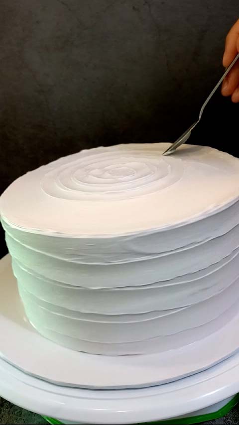 عمل الشكل العشوائي للكريمة